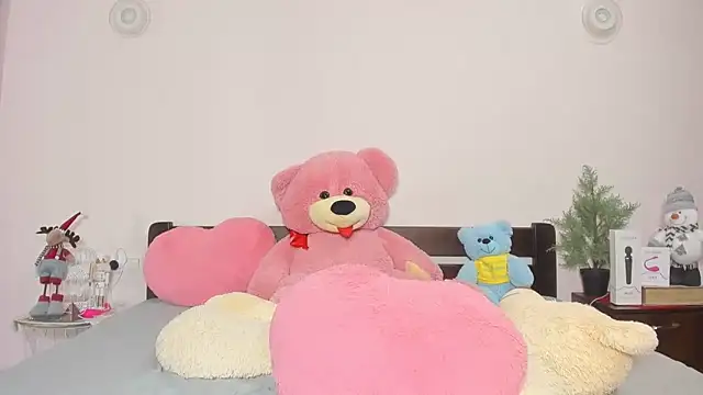 Annatrybebetter online show from 12.26.24