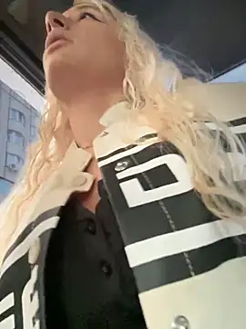 Ella Charm online show from 09.12.25