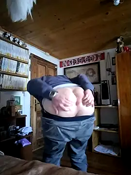 Chris8149 online show from 02.20.25