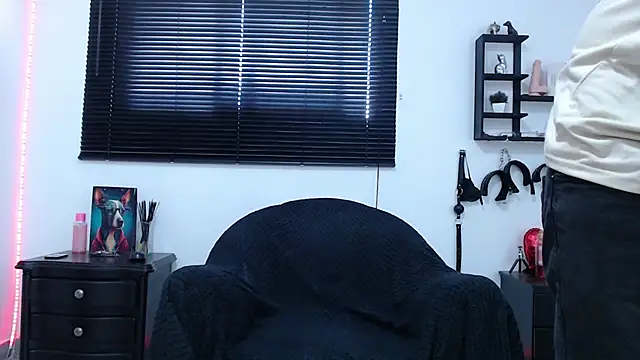 KinkyAllisonSub online show from 02.12.25