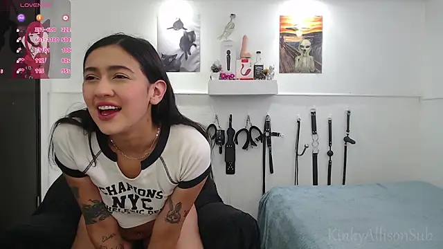 KinkyAllisonSub online show from 03.24.26