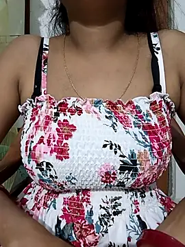 Snapshot of Dhum-Soni chatting on 05.29.26 Dhum-Soni online show from 05.29.26