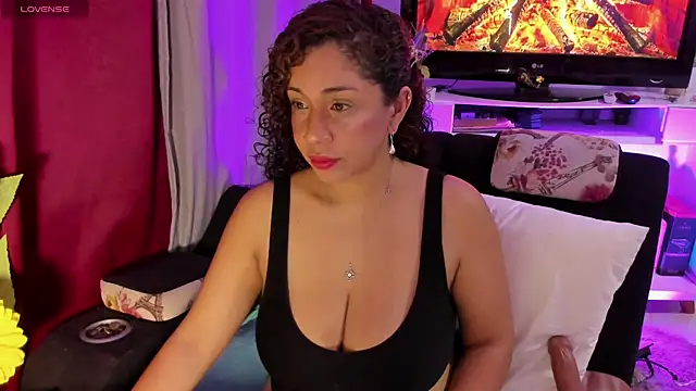 Snapshot of ana_sweet2 chatting on 02.09.26 ana sweet2 online show from 02.09.26