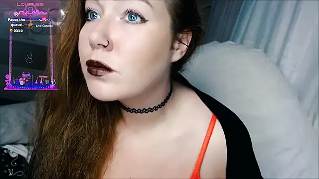 tia meow online show from 11.26.25