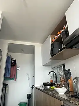 Snapshot of Ameellie chatting on 02.13.26 Ameellie online show from 02.13.26