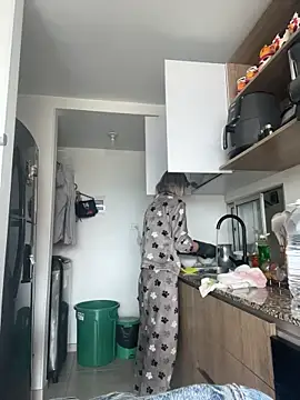 Snapshot of Ameellie chatting on 02.19.26 Ameellie online show from 02.19.26