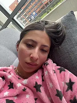 Snapshot of Ameellie chatting on 02.21.26 Ameellie online show from 02.21.26