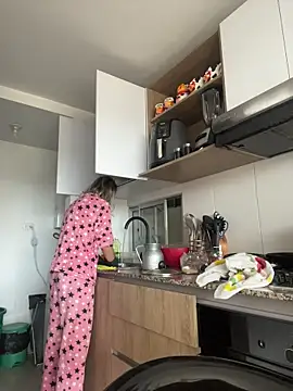 Snapshot of Ameellie chatting on 02.22.26 Ameellie online show from 02.22.26