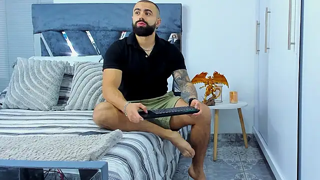 Snapshot of Zack_Froone chatting on 02.09.26 Zack Froone online show from 02.09.26