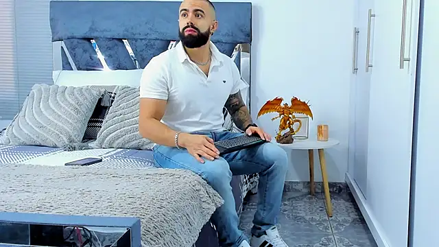 Snapshot of Zack_Froone chatting on 02.14.26 Zack Froone online show from 02.14.26