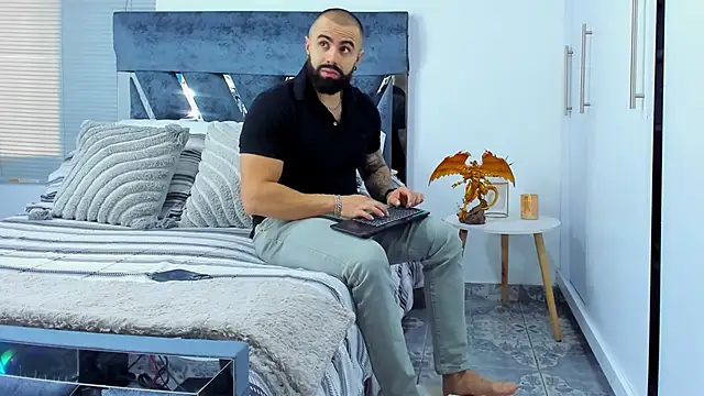 Snapshot of Zack_Froone chatting on 02.16.26 Zack Froone online show from 02.16.26