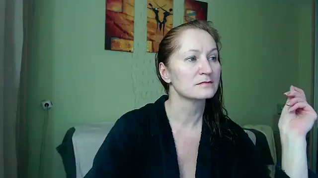 AmellyGrand online show from 12.13.24