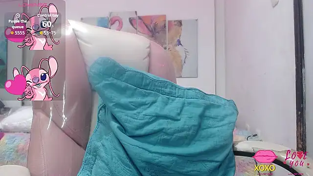 Snapshot of alegriamartinez chatting on 10.06.25 alegriamartinez online show from 10.06.25