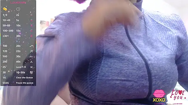 Snapshot of alegriamartinez chatting on 11.12.25 alegriamartinez online show from 11.12.25