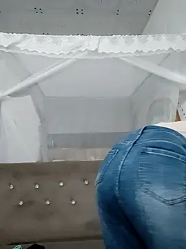 I AM NOT A SLUT online show from 03.05.25