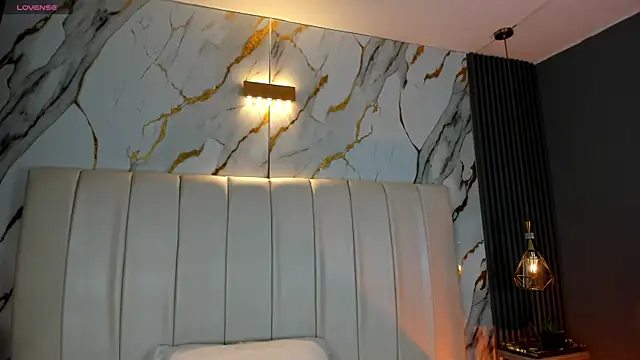 SaraRiley online show from 03.24.26