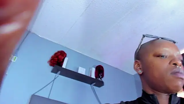 Coco Kiss online show from 02.25.26