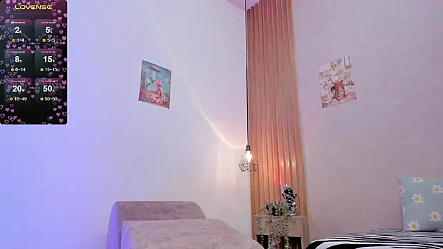 Snapshot of PawgGirl18 chatting on 02.25.25 PawgGirl18 online show from 02.25.25