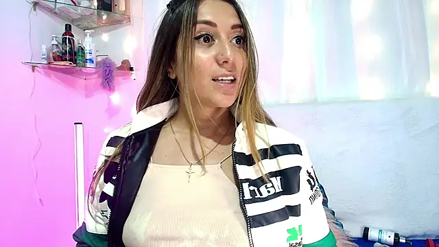 Natasha Wilde  online show from 01.22.25