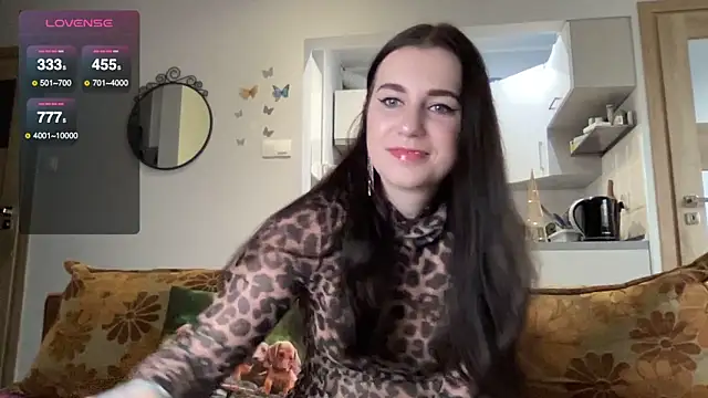 Snapshot of Teylor_Love chatting on 12.19.24 Teylor Love online show from 12.19.24