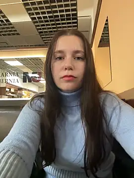 Snapshot of Teylor_Love chatting on 11.27.25 Teylor Love online show from 11.27.25