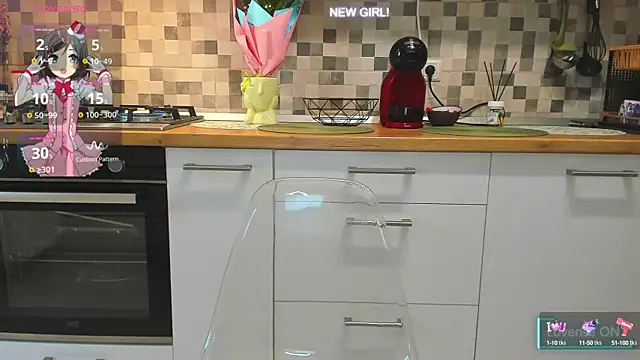 Snapshot of EveEvian chatting on 10.03.25 EveEvian online show from 10.03.25