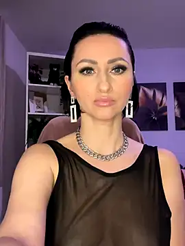 Snapshot of KatyEvanss chatting on 11.26.25 KatyEvanss online show from 11.26.25