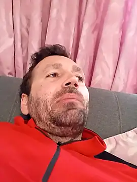 Snapshot of florin421 chatting on 02.19.26 florin421 online show from 02.19.26