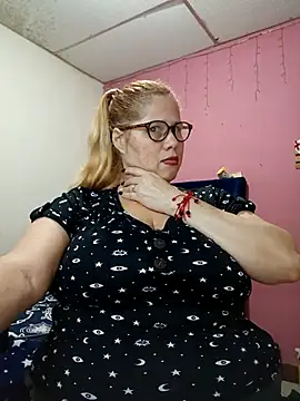 EllisW8 online show from 03.06.25