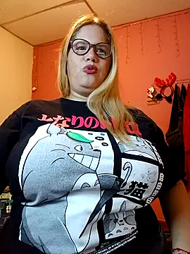 EllisW8 online show from 03.18.25