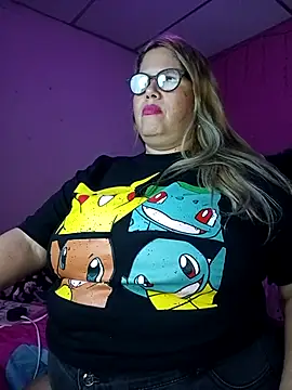 EllisW8 online show from 10.17.25