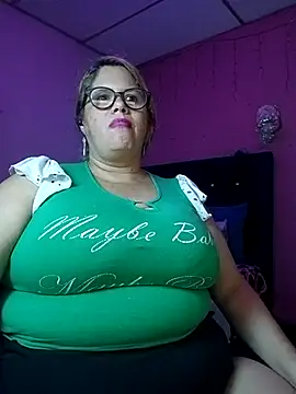 EllisW8 online show from 10.23.25