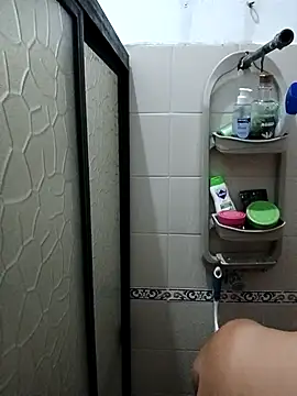 EllisW8 online show from 11.14.25