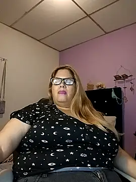 EllisW8 online show from 02.12.26