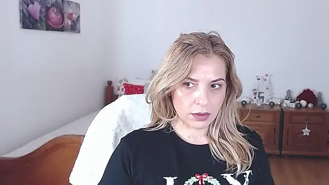 Snapshot of evamaria2024 chatting on 12.16.24 evamaria2024 online show from 12.16.24