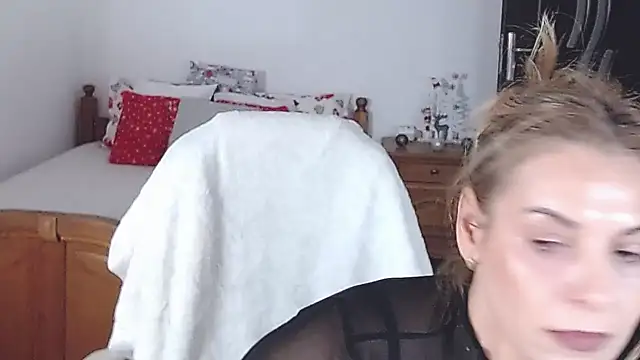 Snapshot of evamaria2024 chatting on 12.20.24 evamaria2024 online show from 12.20.24