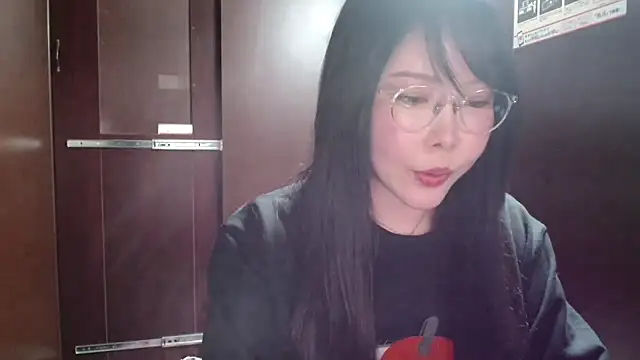 NATINATU252525 online show from 04.24.26