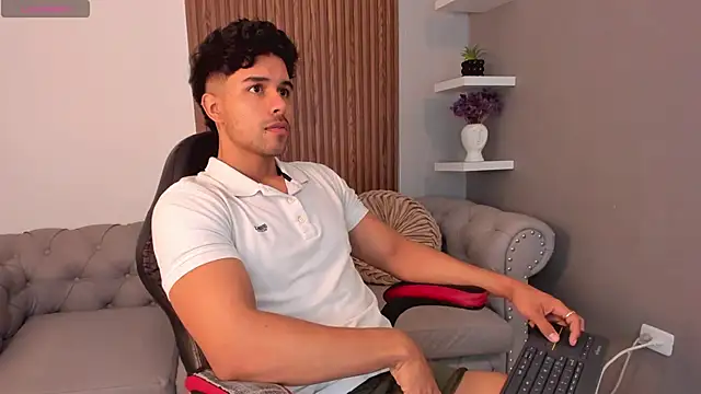 liam collins21 online show from 03.19.25