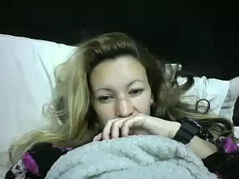 Paulita x3 online show from 10.31.25