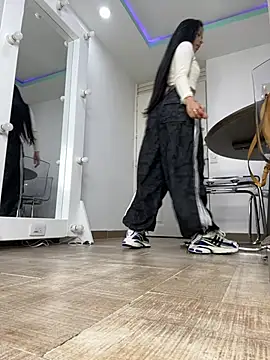 Lexa queen online show from 04.14.26