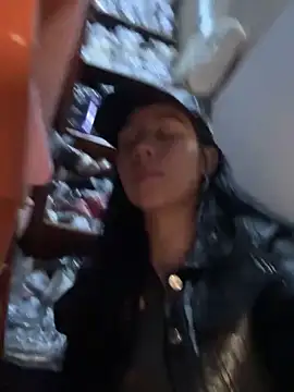 kim monti online show from 01.12.25