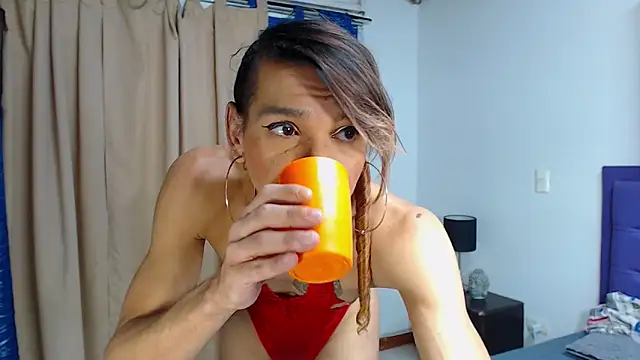 Snapshot of kiwii_nasty chatting on 03.15.25 kiwii nasty online show from 03.15.25