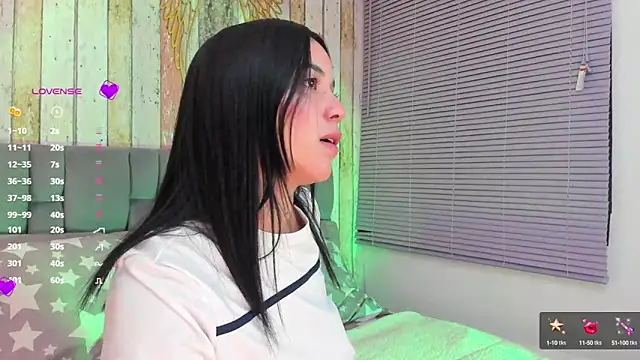 Gigi-bom online show from 02.08.25