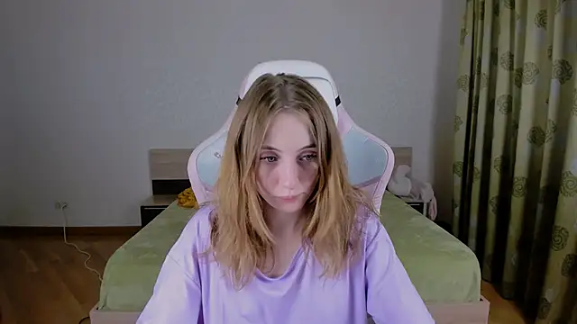 Cowell Adelina online show from 03.09.25