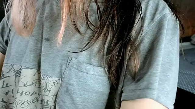 Snapshot of Feniix__ chatting on 06.13.26 Feniix online show from 06.13.26