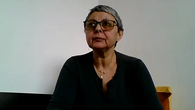 roseblak42 online show from 01.15.26