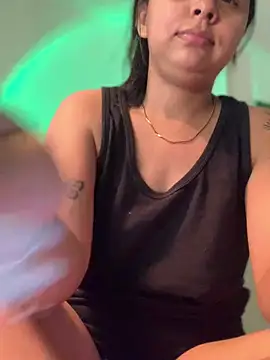 Snapshot of Alessiasex_ chatting on 02.11.25 Alessiasex online show from 02.11.25