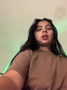 Snapshot of Alessiasex_ chatting on 02.16.25 Alessiasex online show from 02.16.25