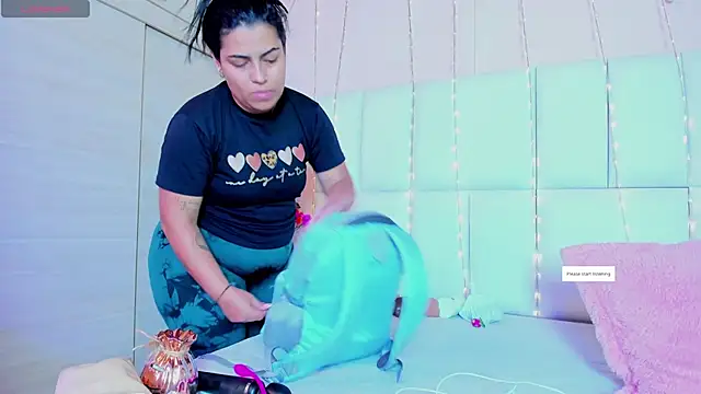 kiana cream online show from 03.14.25