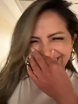 Snapshot of _Abril-Office1 chatting on 01.07.25 Abril-Office1 online show from 01.07.25